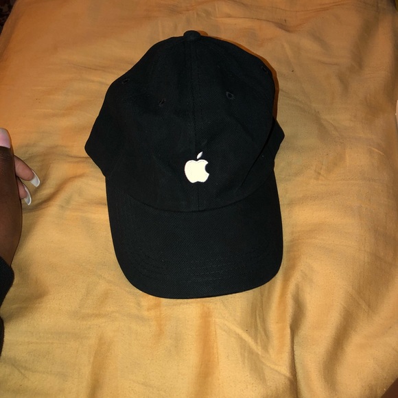 black apple hat